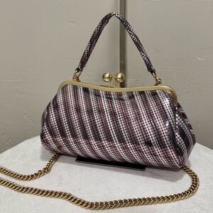 Sequin Embossed Genuine Leather Kisslock Baguette Bag/Shoulder Bag/Crossbody